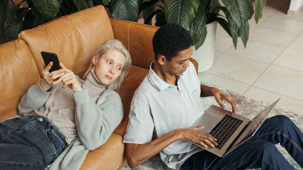 Couple on devices